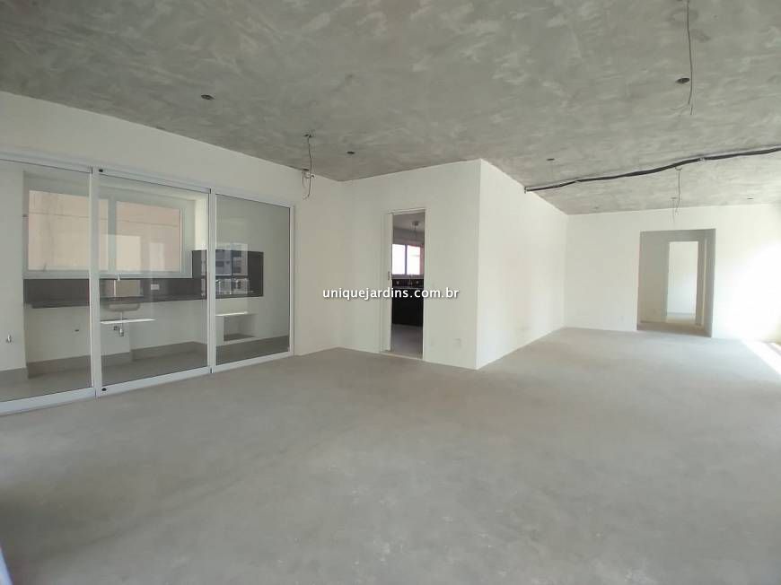 Apartamento à venda na Rua Doutor Renato Paes de BarrosItaim Bibi - 150928-9.jpg