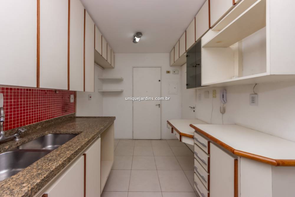 Apartamento à venda na Rua Bandeira PaulistaItaim Bibi - 999-apartamento-itaim-bibi-sao-paulo-113221-0.jpg
