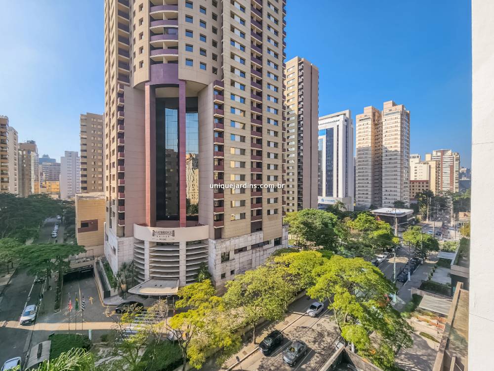 Apartamento à venda na Rua Bandeira PaulistaItaim Bibi - 999-apartamento-itaim-bibi-sao-paulo-113222-5.jpg