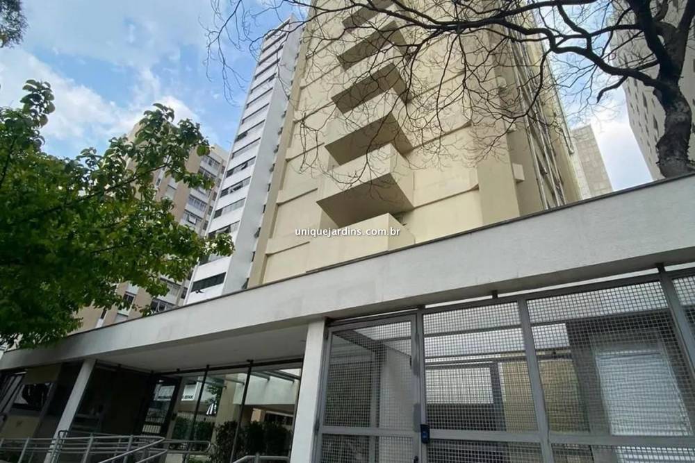 Apartamento à venda na Rua PamplonaBela Vista - 999-apartamento-bela-vista--sao-paulo-120556-1.jpg