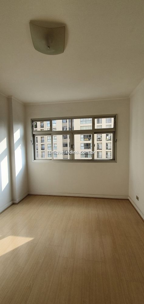 Apartamento à venda na Rua dos Franceses Bela Vista - 999-134028-16.jpg