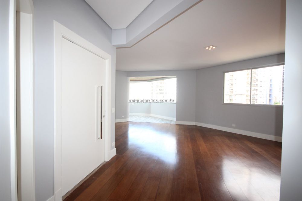 Apartamento à venda na Avenida JuritiMoema - 134032-7.jpg