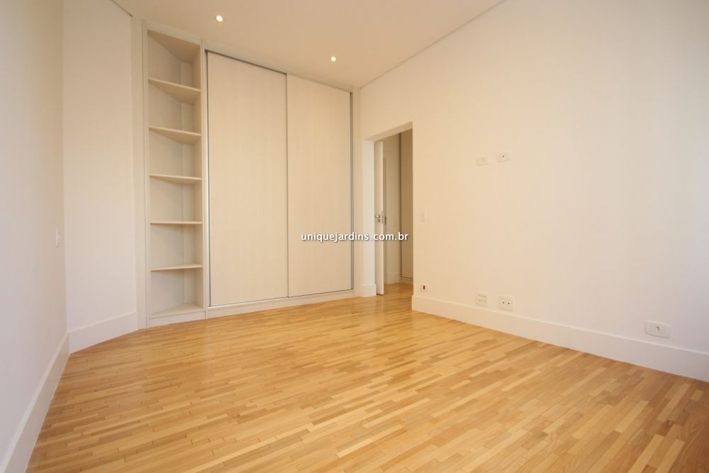 Apartamento à venda na Avenida JuritiMoema - 999-134114-0.jpg