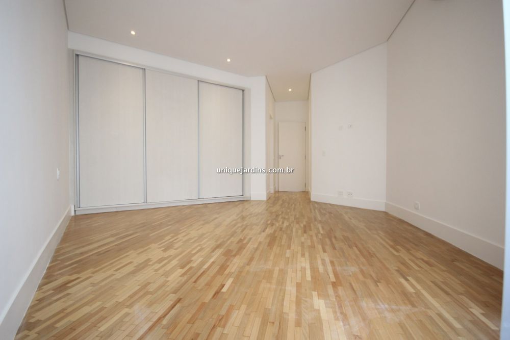 Apartamento à venda na Avenida JuritiMoema - 999-134115-2.jpg
