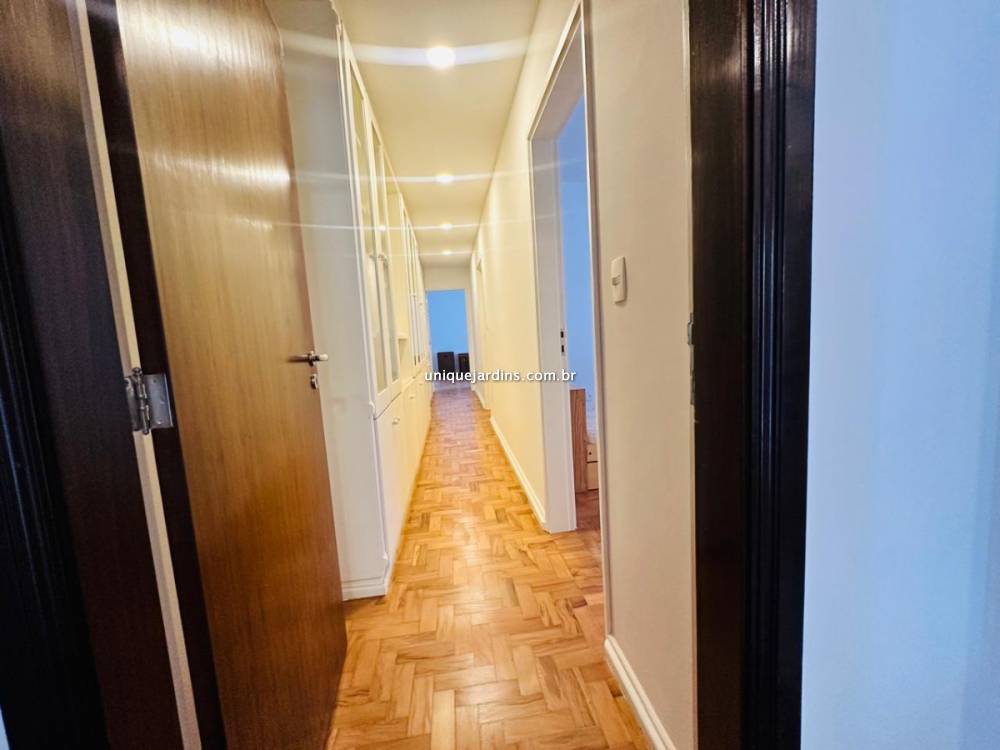Apartamento à venda na Alameda Casa BrancaJardim América - 999-apartamento-jardim-america-sao-paulo-134236-0.jpg