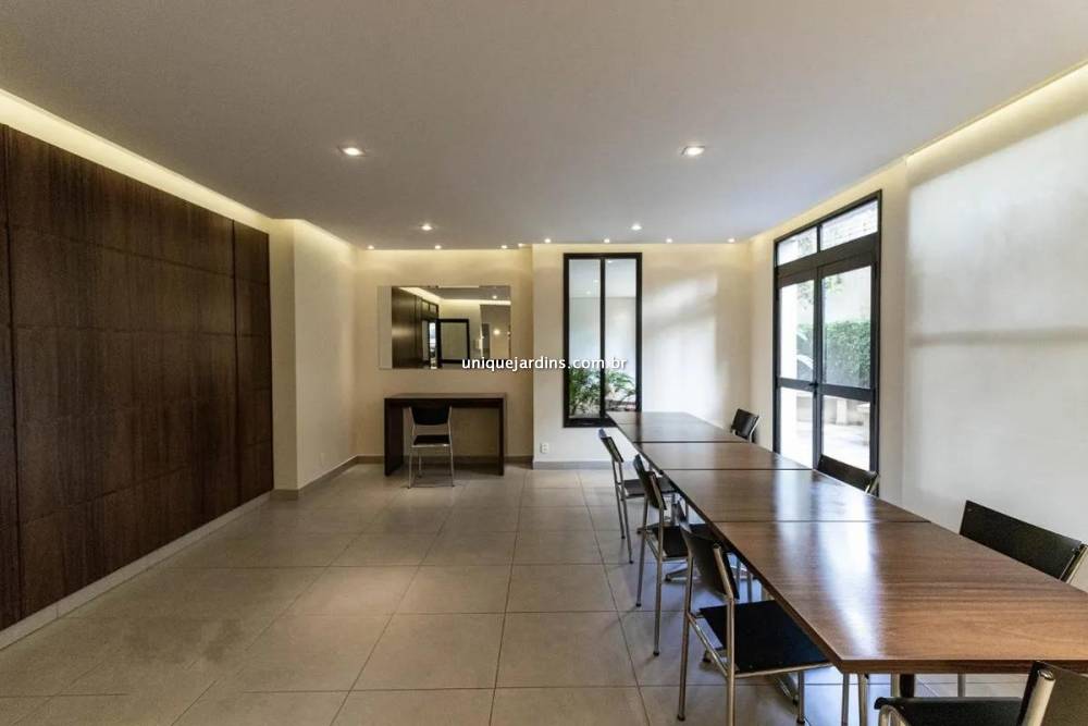 Apartamento à venda na Rua das FiandeirasVila Olímpia - 999-apartamento-vila-olimpia-sao-paulo-111621-3.jpg