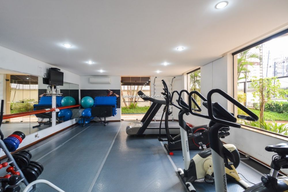 Apartamento à venda na Rua Comendador Miguel CalfatVila Olímpia - 154638-7.jpg