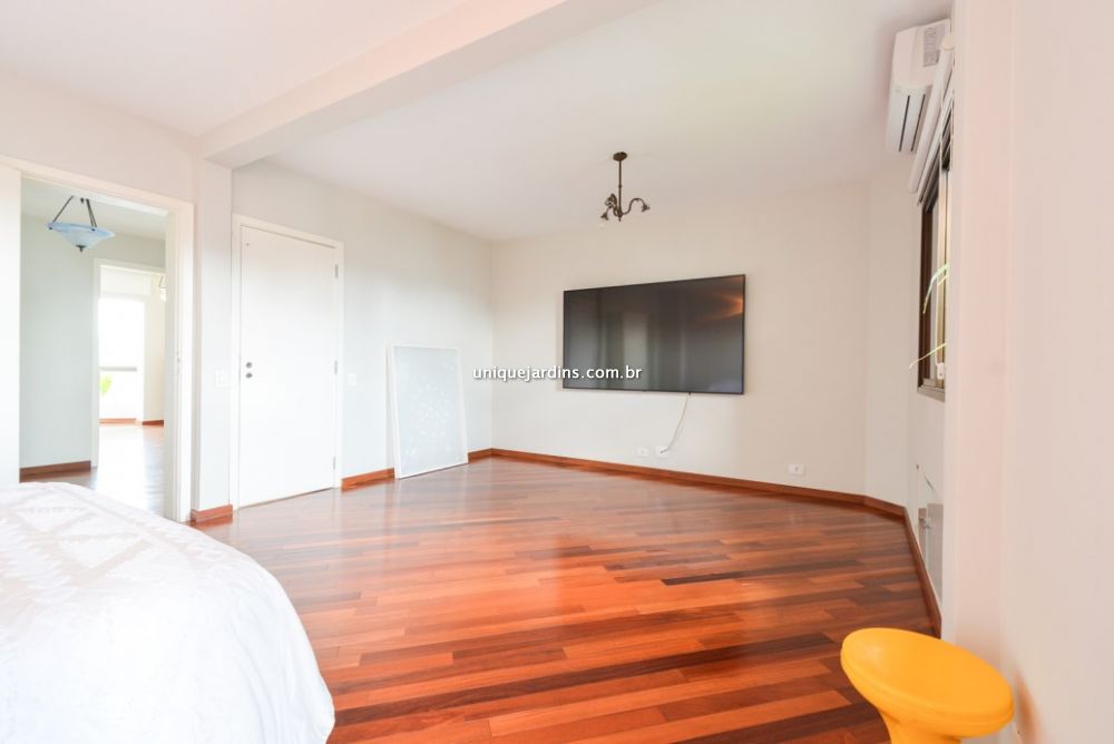 Apartamento à venda na Rua Comendador Miguel CalfatVila Olímpia - 999-154700-14.jpg