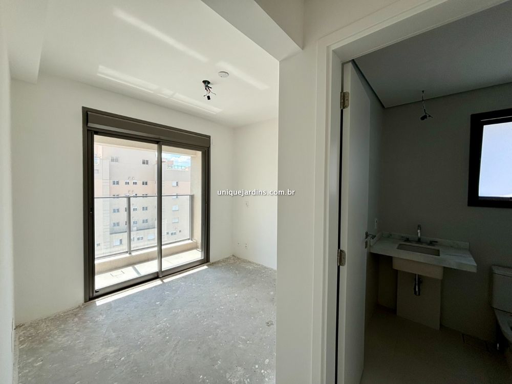 Apartamento à venda na Rua Santa JustinaVila Olímpia - 999-153735-3.jpg