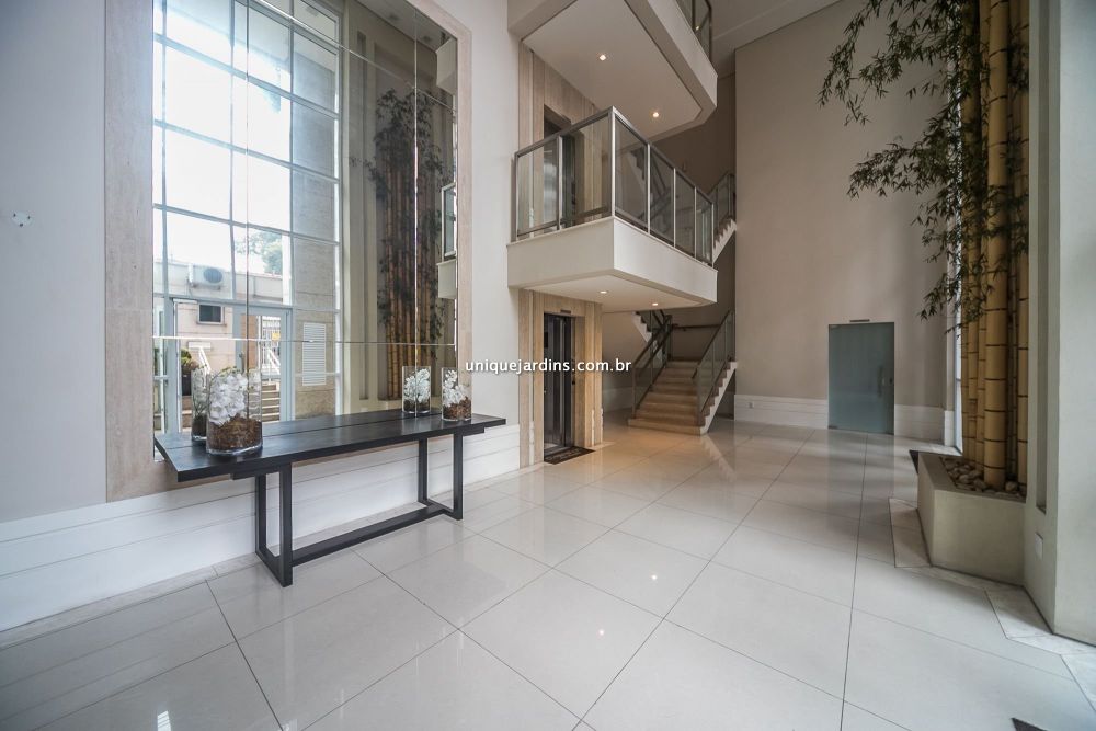 Apartamento à venda na Rua AlvoradaVila Olímpia - 999-152118-3.jpg