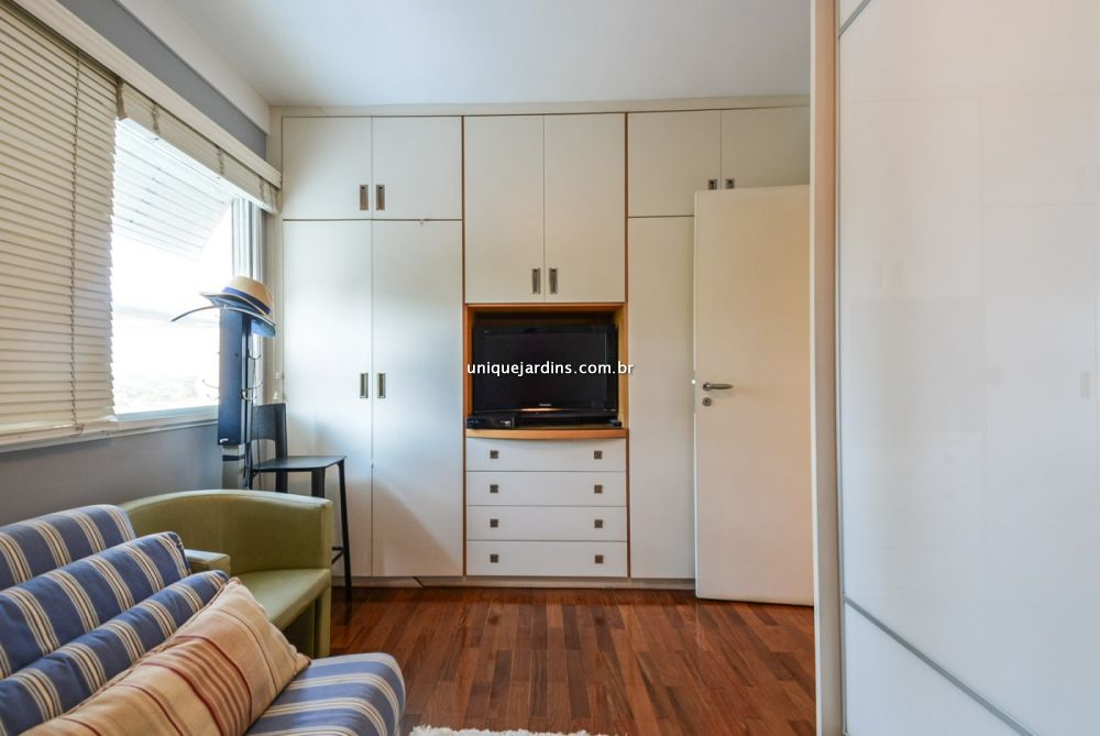 Apartamento à venda na Rua André FernandesItaim Bibi - 999-111857-7.jpg