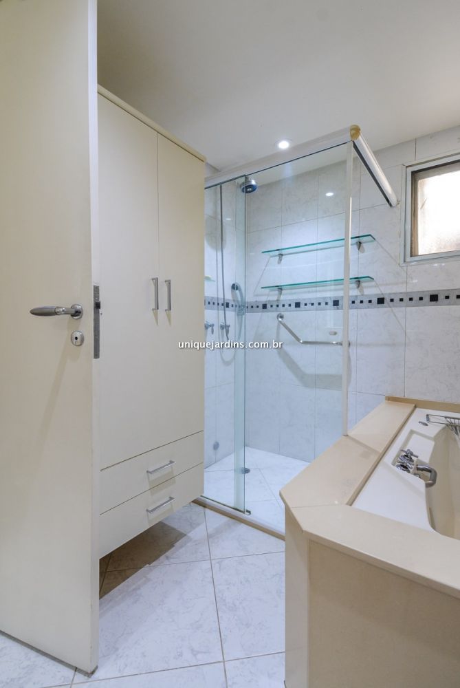 Apartamento à venda na Rua André FernandesItaim Bibi - 999-111858-15.jpg