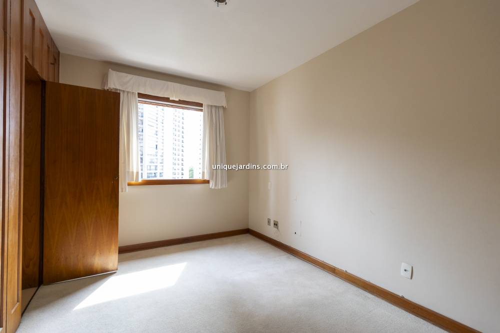 Apartamento à venda na Rua Ministro Gabriel de Rezende PassosMoema - 999-apartamento-moema-sao-paulo-134338-4.jpg