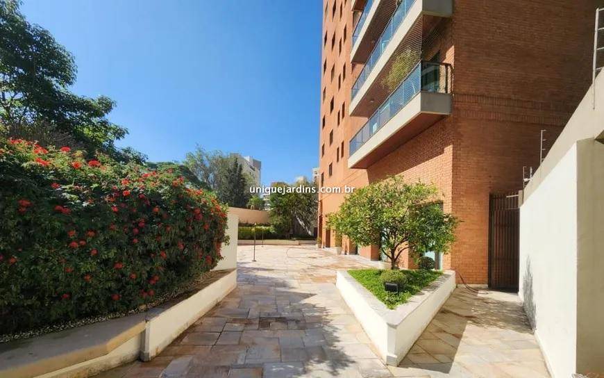 Apartamento à venda na Rua Ministro Gabriel de Rezende PassosMoema - 999-apartamento-moema-sao-paulo-134720-1.jpg