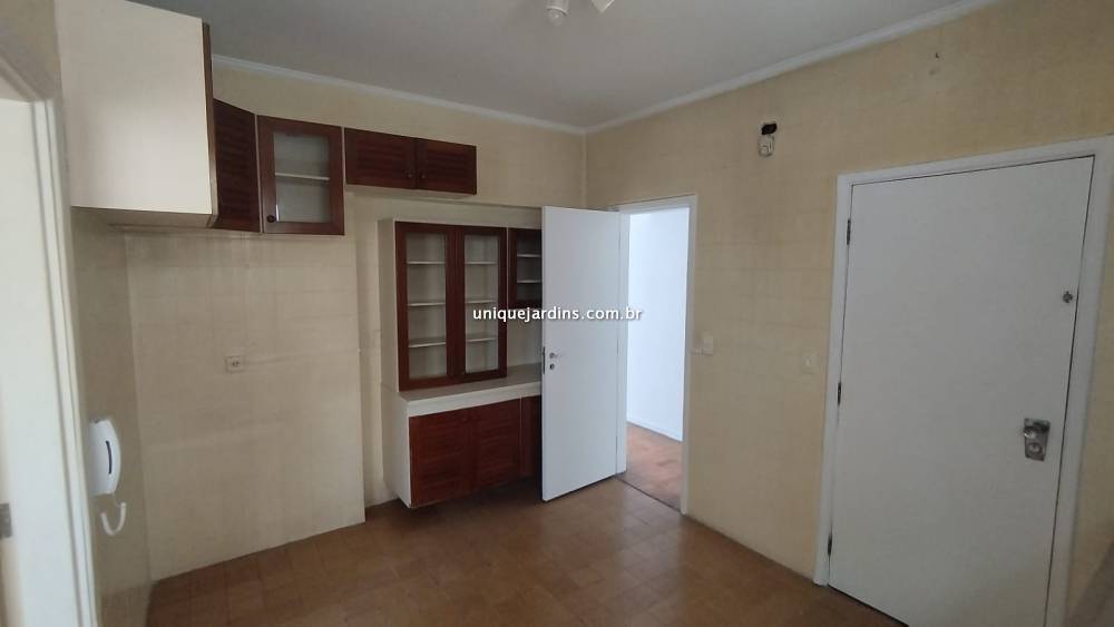 Apartamento à venda na Rua Manuel GuedesItaim Bibi - apartamento-itaim-bibi-sao-paulo-093930-3.jpg