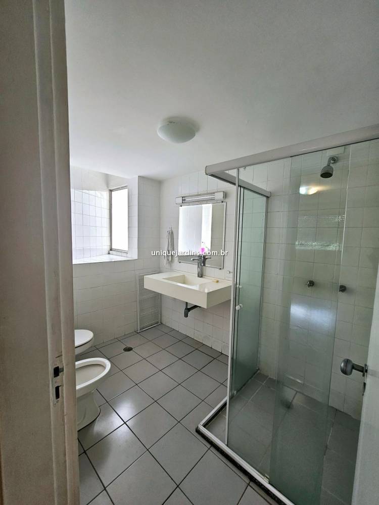 Apartamento à venda na Rua TabapuãItaim Bibi - 999-apartamento-itaim-bibi-sao-paulo-163732-16.jpg
