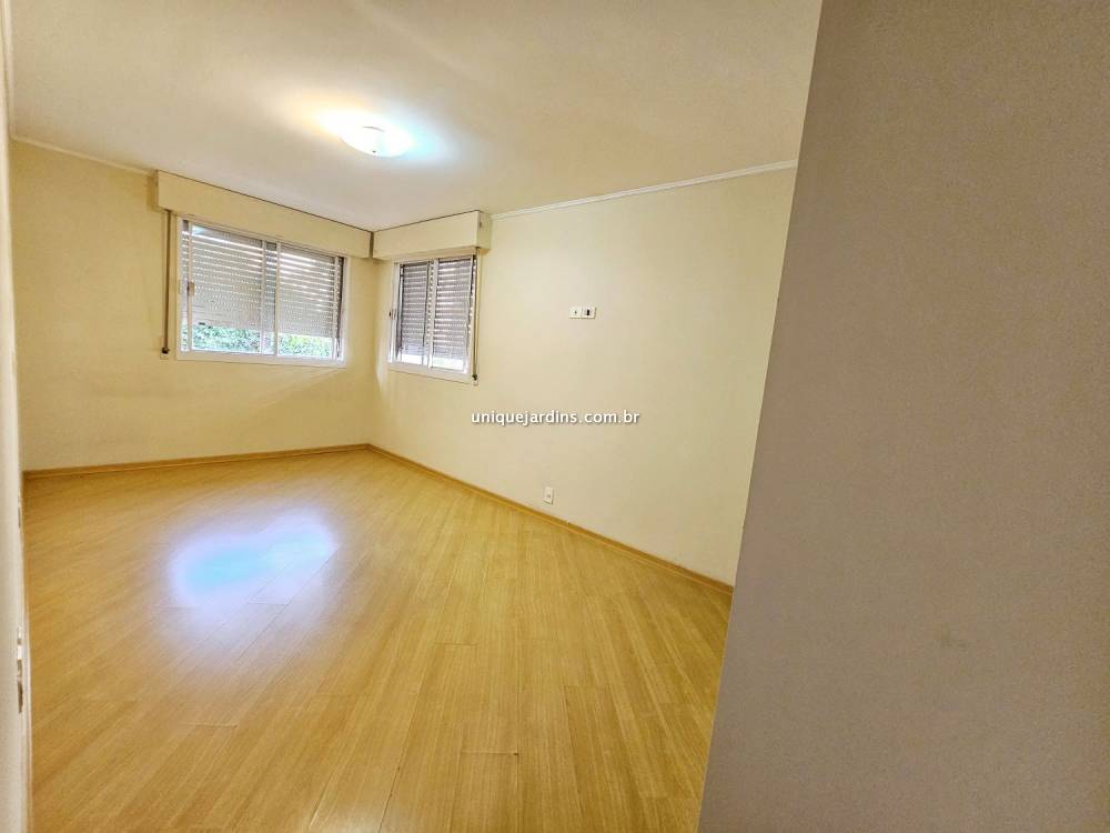 Apartamento à venda na Rua TabapuãItaim Bibi - 999-apartamento-itaim-bibi-sao-paulo-163732-17.jpg