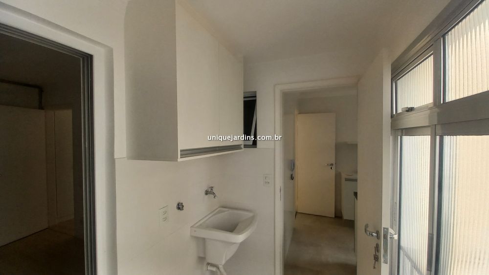 Apartamento à venda na Rua Jacques FélixVila Nova Conceição - 999-202655-6.jpg