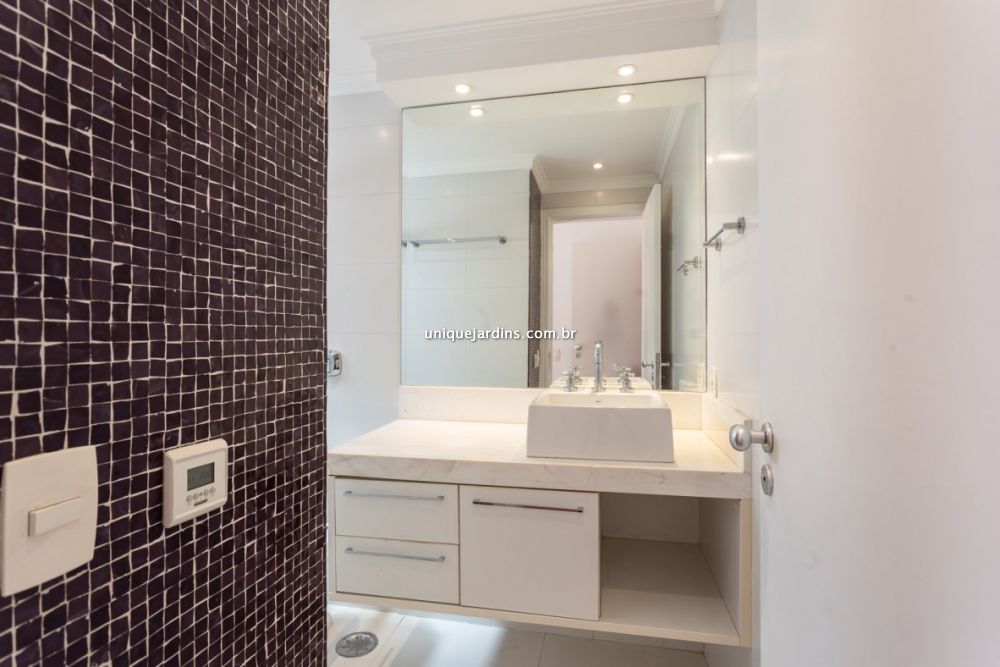 Apartamento à venda na Rua Silva CorreiaVila Nova Conceição - 161823-18.jpg