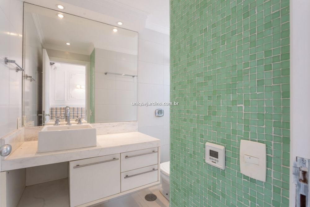 Apartamento à venda na Rua Silva CorreiaVila Nova Conceição - 999-161837-1.jpg
