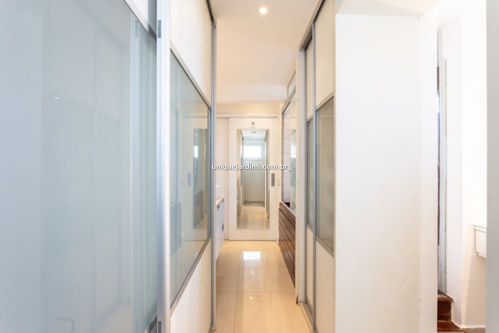 Apartamento à venda na Rua Silva CorreiaVila Nova Conceição - 999-161838-6.jpg