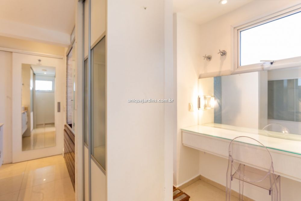 Apartamento à venda na Rua Silva CorreiaVila Nova Conceição - 999-161838-7.jpg