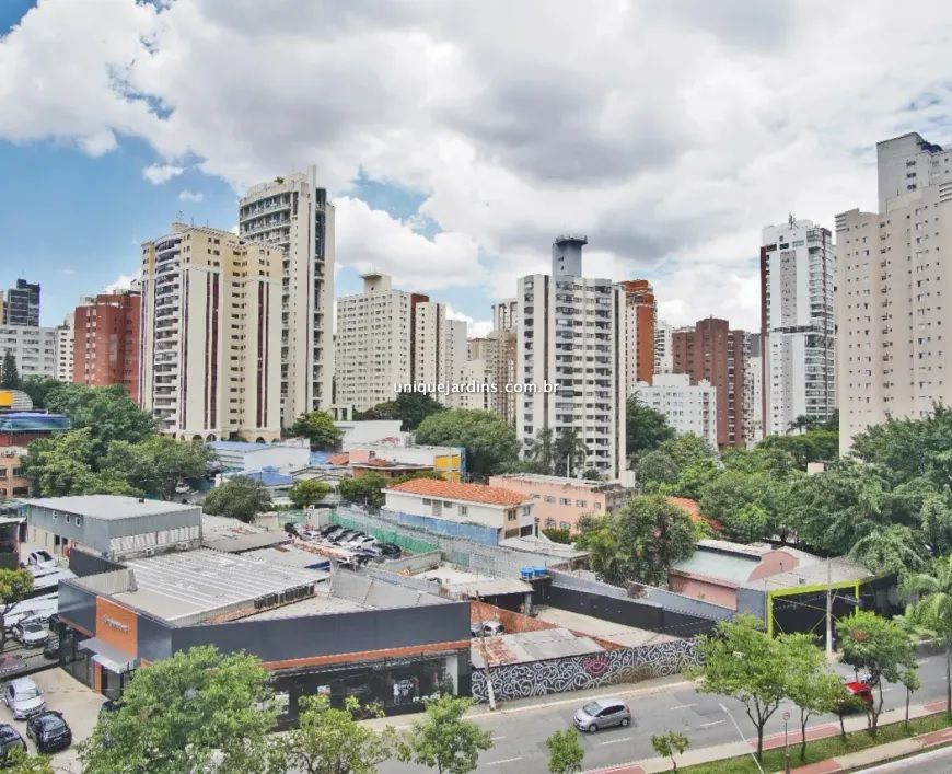 Apartamento à venda na Avenida Hélio PellegrinoVila Nova Conceição - 999-113559-5.jpg
