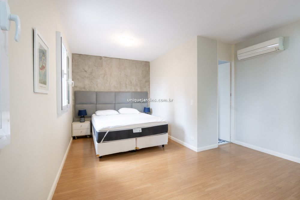 Apartamento à venda na Rua Santa JustinaVila Olímpia - 999-121124-5.jpg