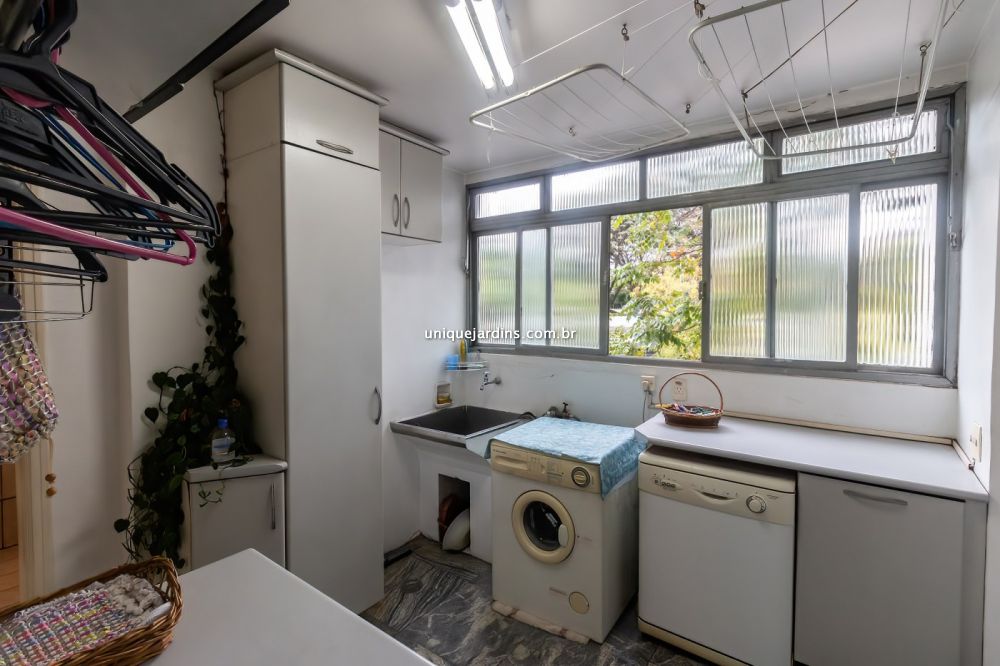 Apartamento à venda na Avenida Nove de JulhoItaim Bibi - 999-085224-7.jpg