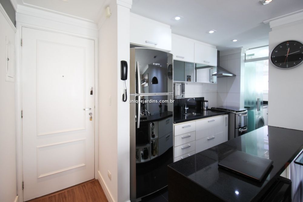 Apartamento à venda na Rua Comendador Miguel CalfatVila Nova Conceição - 999-092621-2.jpg
