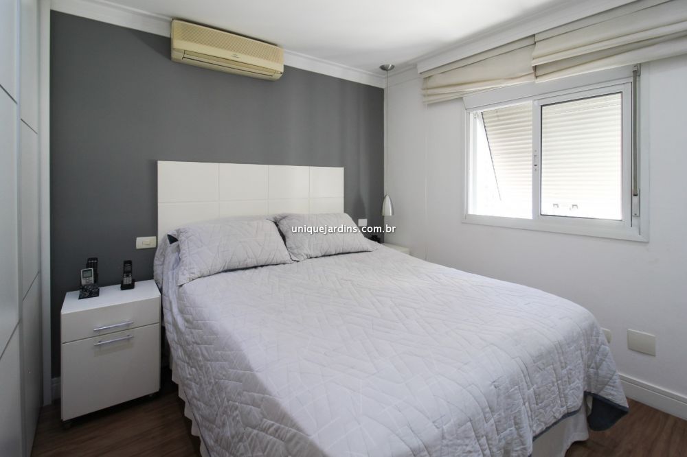 Apartamento à venda na Rua Comendador Miguel CalfatVila Nova Conceição - 999-092621-4.jpg