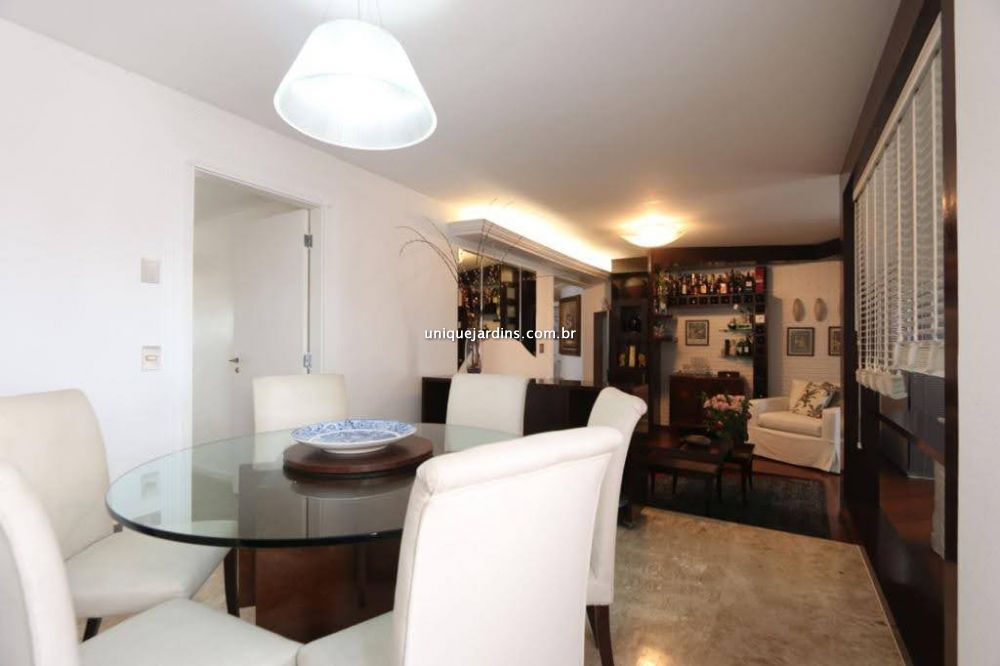 Apartamento à venda na Rua InhambúMoema - 112953-1.jpg