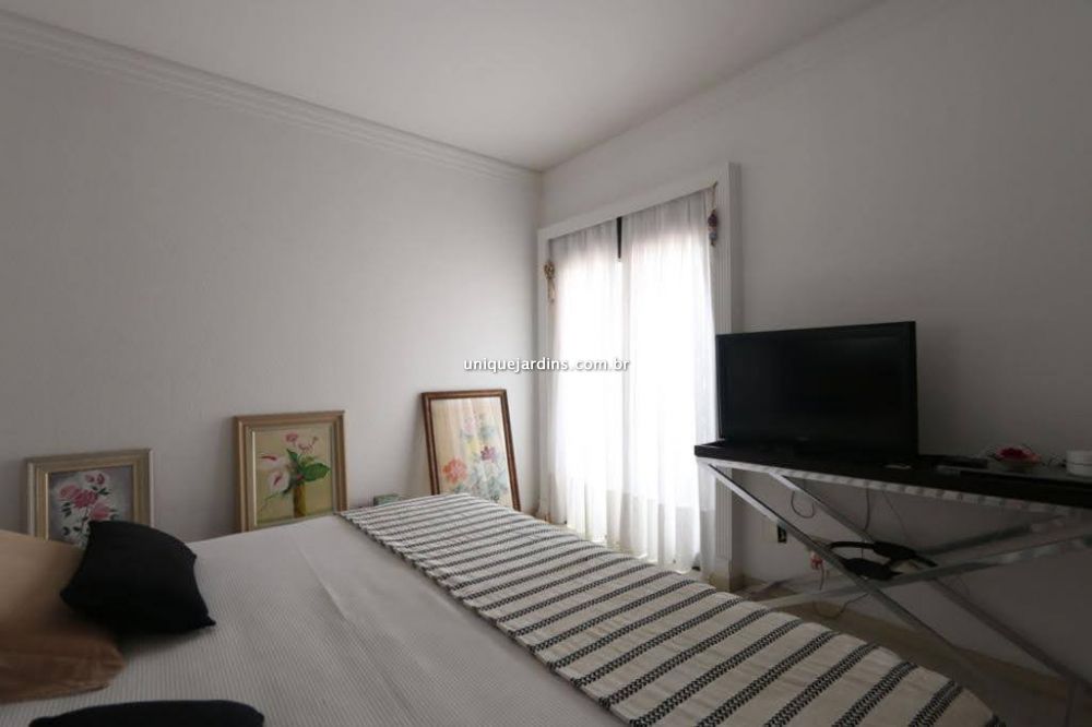 Apartamento à venda na Rua InhambúMoema - 112954-7.jpg
