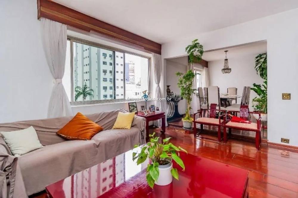Apartamento à venda na Rua Baltazar da VeigaVila Nova Conceição - 999-apartamento-vila-nova-conceicao-sao-paulo-085747-3.jpg