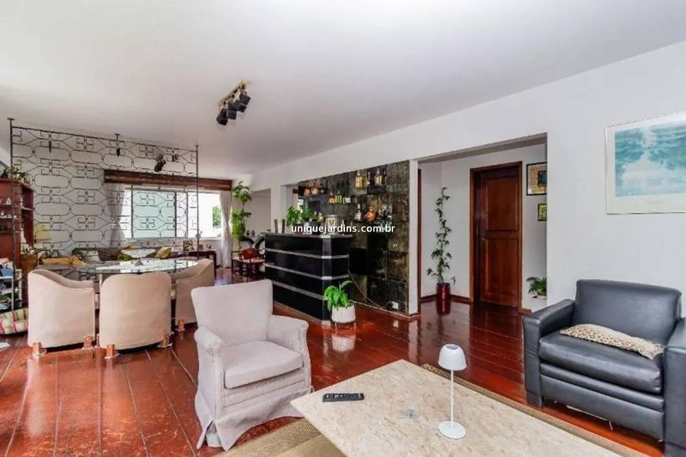 Apartamento à venda na Rua Baltazar da VeigaVila Nova Conceição - 999-apartamento-vila-nova-conceicao-sao-paulo-085748-8.jpg