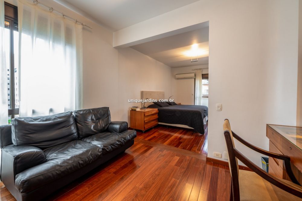 Apartamento à venda na Rua Lourenço de AlmeidaVila Nova Conceição - 999-100430-1.jpg