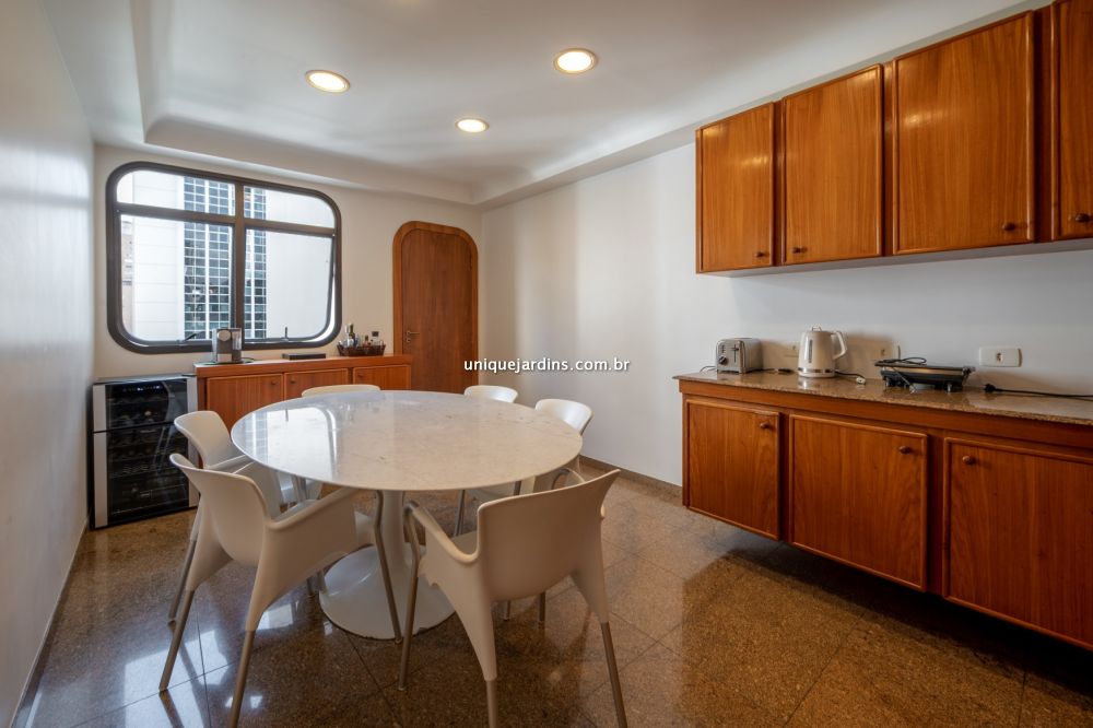 Apartamento à venda na Rua Lourenço de AlmeidaVila Nova Conceição - 999-100431-7.jpg
