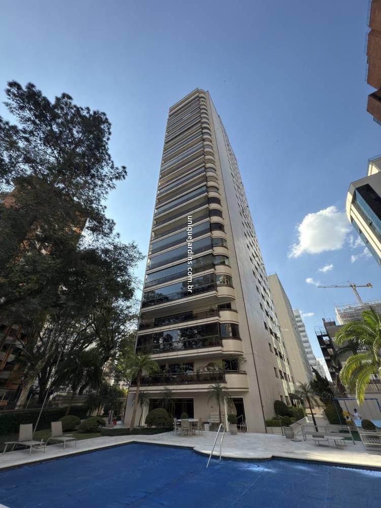 Apartamento à venda na Rua BahiaHigienópolis - r999-apartamento-higienopolis-sao-paulo-164135-14.jpg