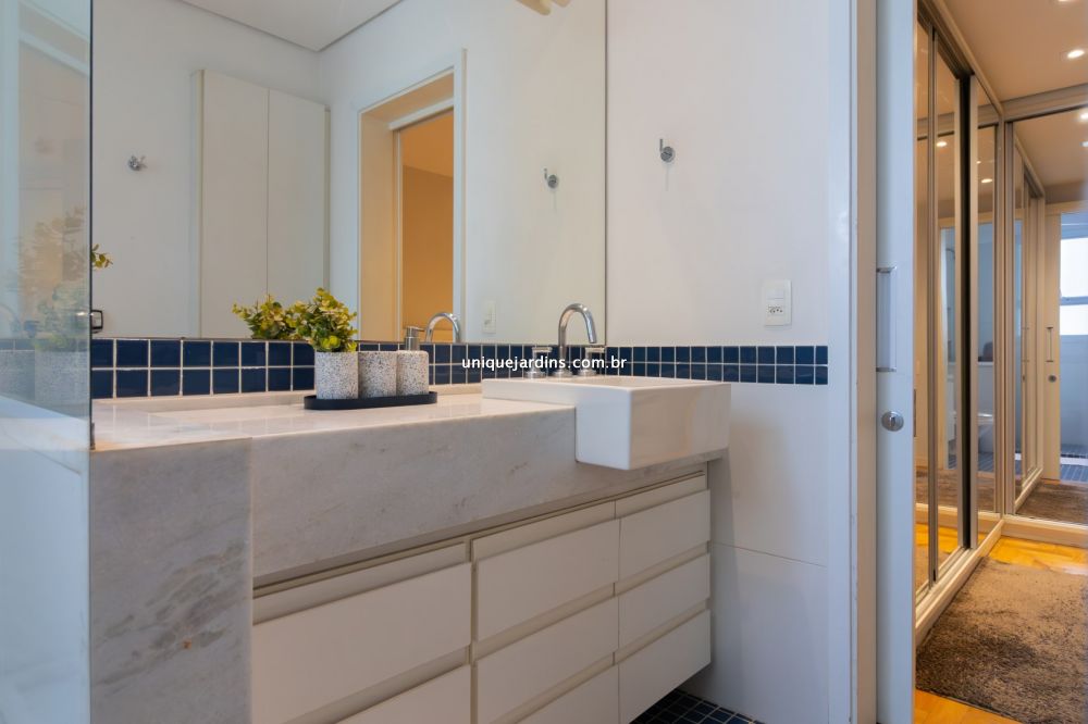 Apartamento à venda na Rua Joaquim FlorianoItaim Bibi - 999-122758-13.jpg
