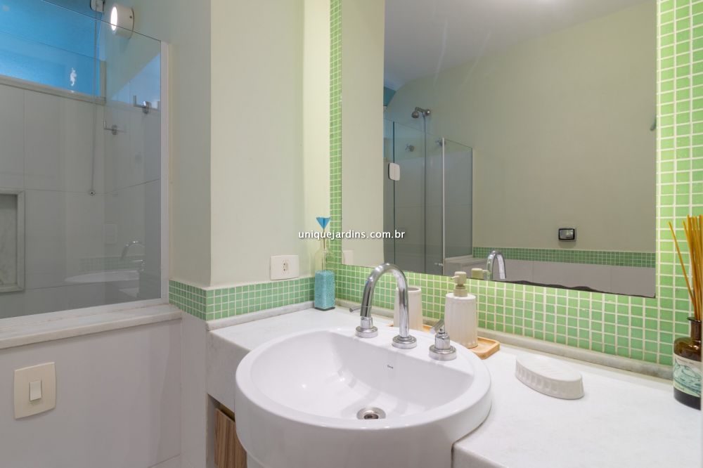 Apartamento à venda na Rua Joaquim FlorianoItaim Bibi - 999-122758-16.jpg
