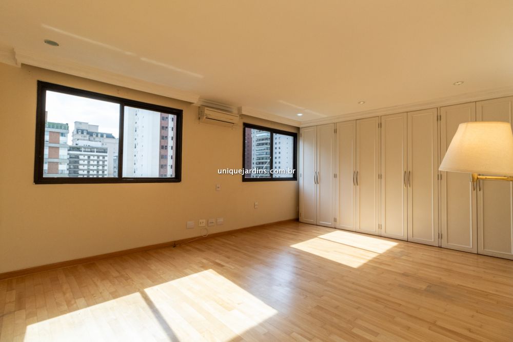 Apartamento à venda na Rua Lopes NetoItaim Bibi - 154040-0.jpg