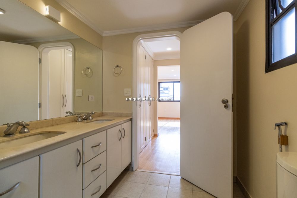 Apartamento à venda na Rua Lopes NetoItaim Bibi - 154041-7.jpg