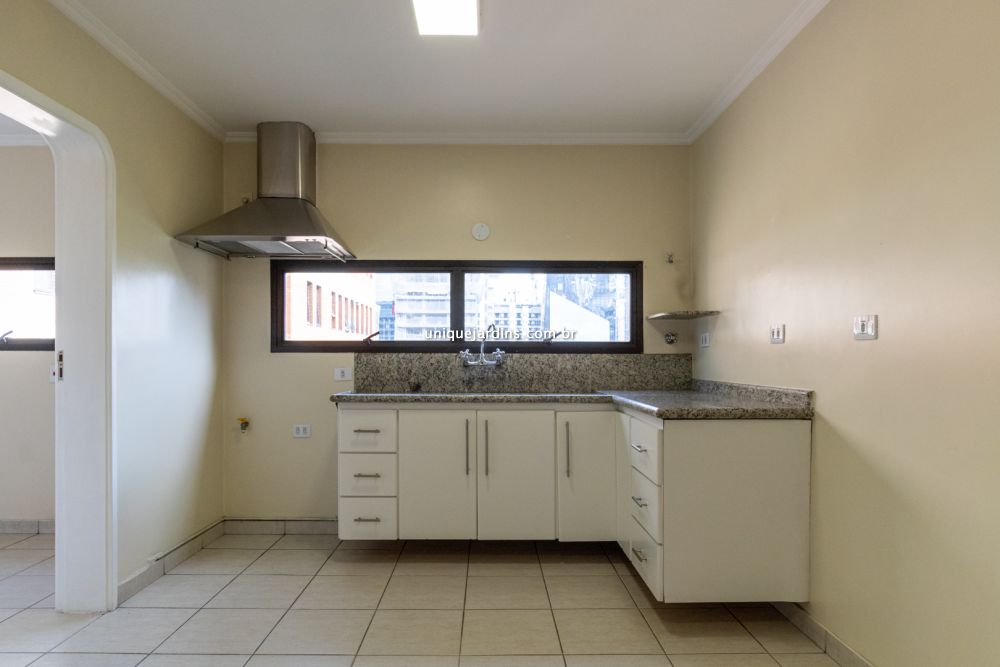 Apartamento à venda na Rua Lopes NetoItaim Bibi - 999-154059-3.jpg