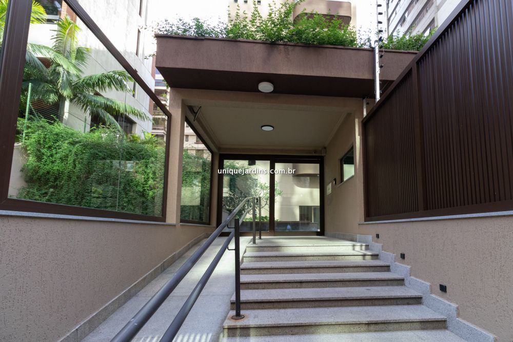 Apartamento à venda na Rua Lopes NetoItaim Bibi - 999-154132-18.jpg