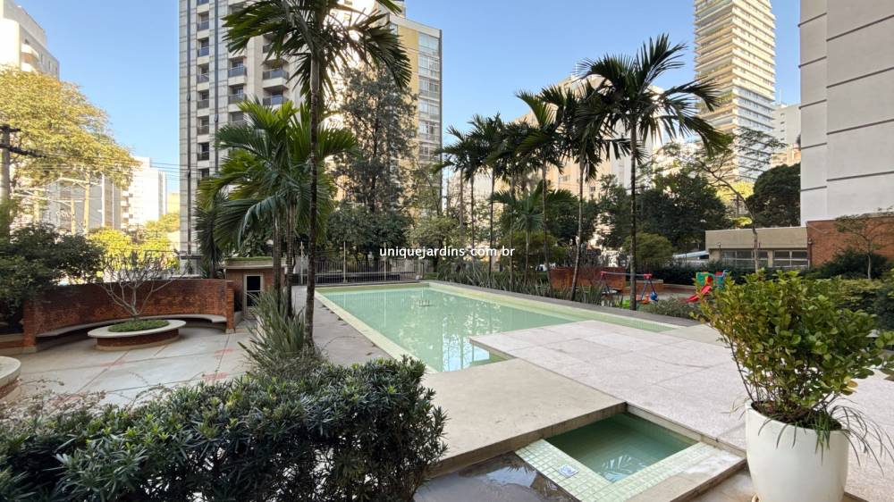 Apartamento à venda na Rua Bela CintraJardim América - 999-apartamento-jardim-america-sao-paulo-151304-5.jpg