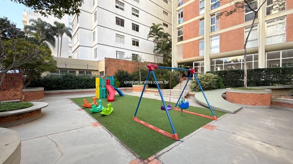 Apartamento à venda na Rua Bela CintraJardim América - 999-apartamento-jardim-america-sao-paulo-151305-8.jpg