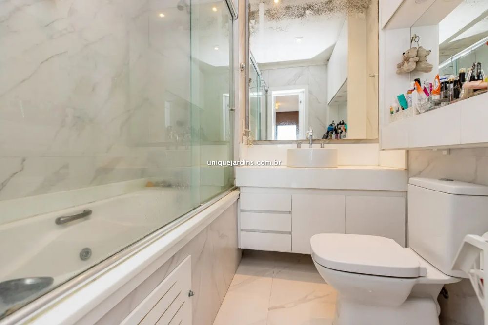 Apartamento à venda na Rua Constantino de SousaCampo Belo - 999-143811-3.jpg