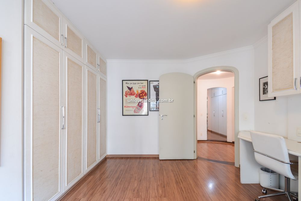 Apartamento à venda na Rua José Maria LisboaJardim América - 999-103335-5.jpg
