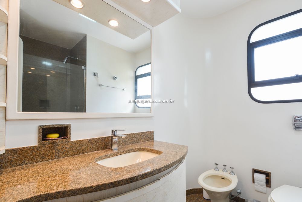 Apartamento à venda na Rua José Maria LisboaJardim América - 999-103335-7.jpg
