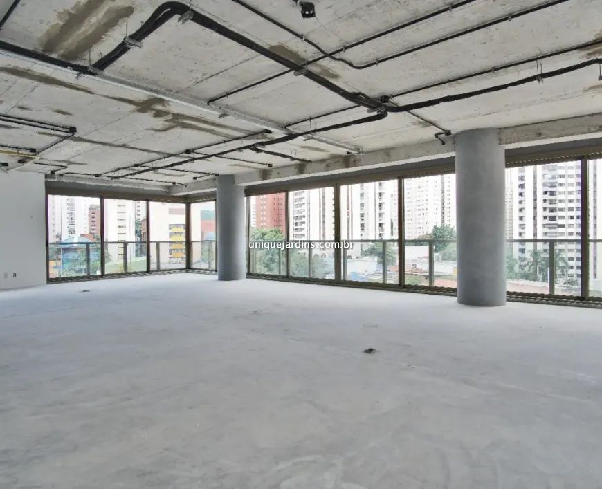 Apartamento à venda na Avenida Hélio PellegrinoVila Nova Conceição - 999-113559-1.jpg